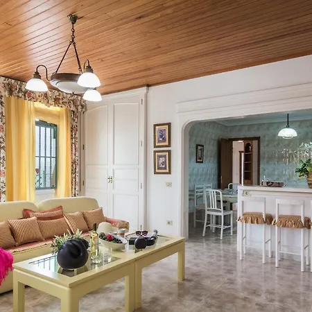 Villa Villa Sussa By Hh Puerto del Carmen (Lanzarote)